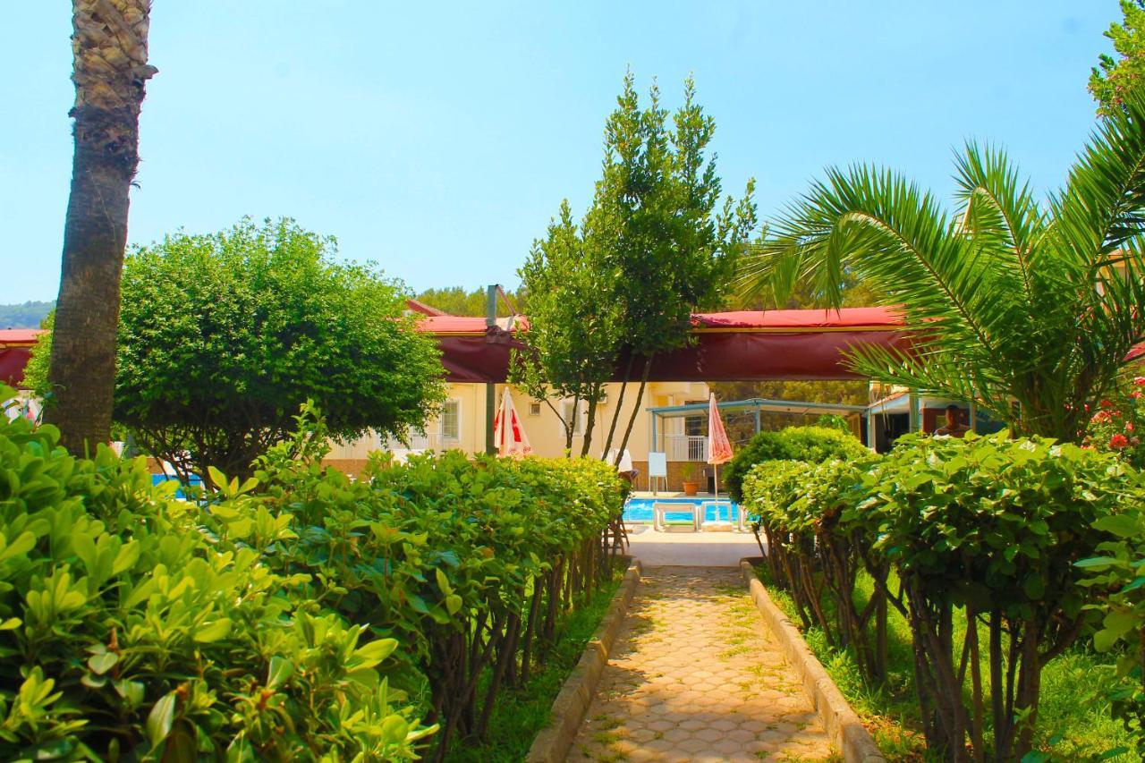 Ovacık Carmina Hotel מראה חיצוני תמונה