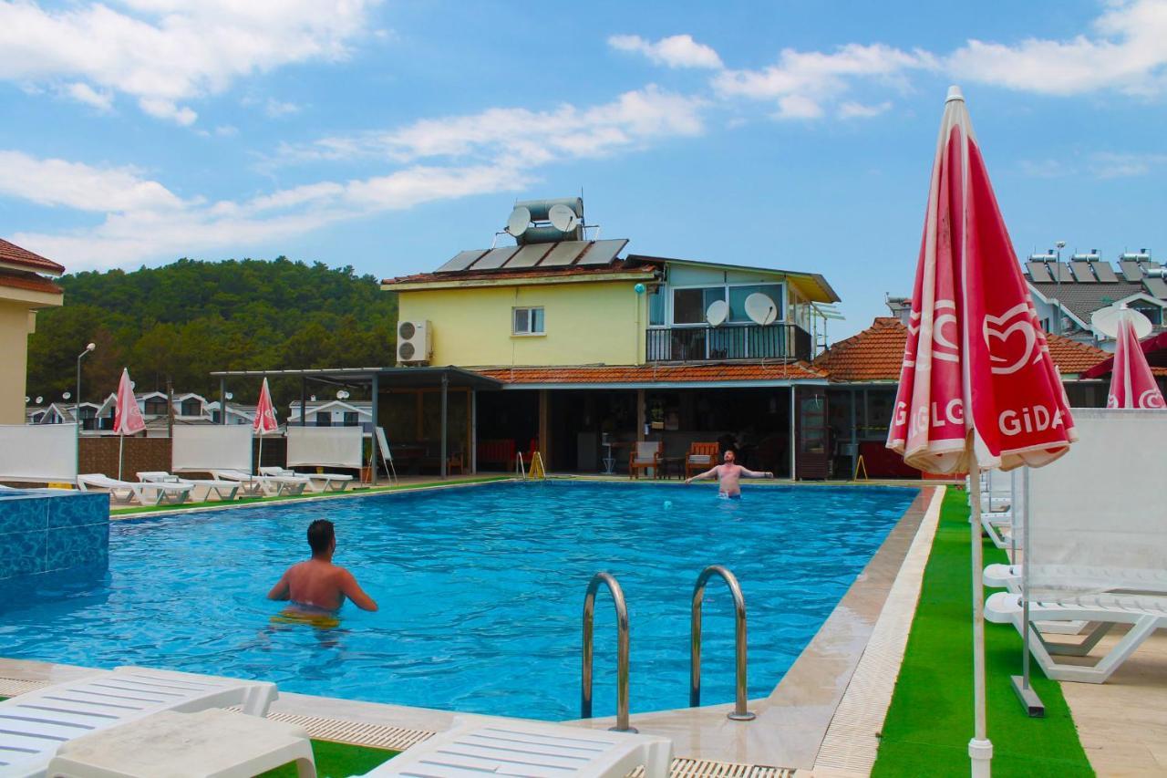 Ovacık Carmina Hotel מראה חיצוני תמונה