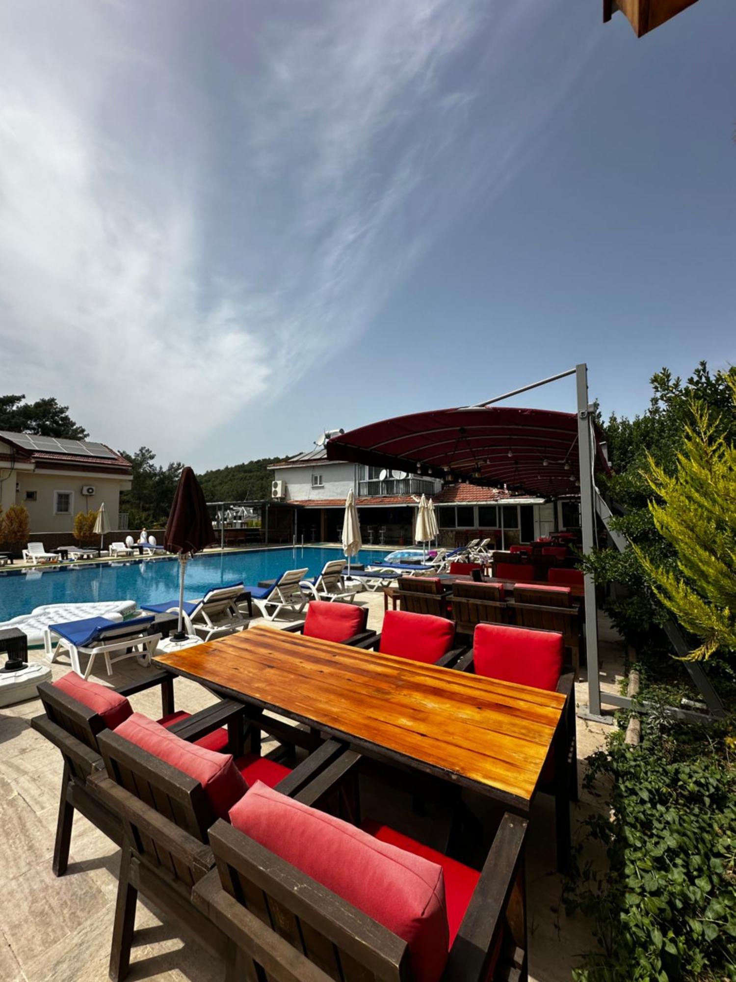 Ovacık Carmina Hotel מראה חיצוני תמונה
